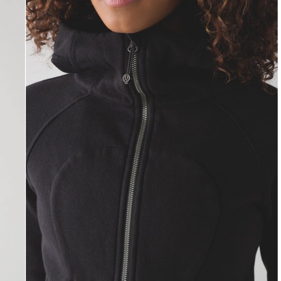 Lululemon Scuba Hoodie III - Picture 2 of 9
